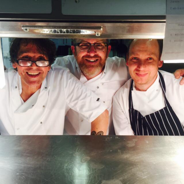 6bellsthame's tweet photo. Captain Kit showing a different set of skills today #kitskitchen #summerservedhere http://t.co/K6a8hcD8ZA