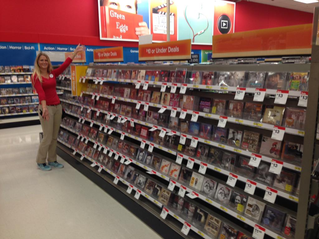 pat_sciortino's tweet photo. It's all on sale at t2770
#itsONsale  @JerryISiegel @samshah21 @SextonRob http://t.co/aAyyiaeMQ9