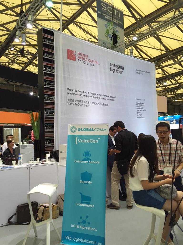 cdelriof's tweet photo. #MWCS15 huge opportunity for @GlobalcommEU to show its latest releases to Asian Mkt. Thanks @accio_cat @MWC_Barcelona http://t.co/W0RGDlhHxS