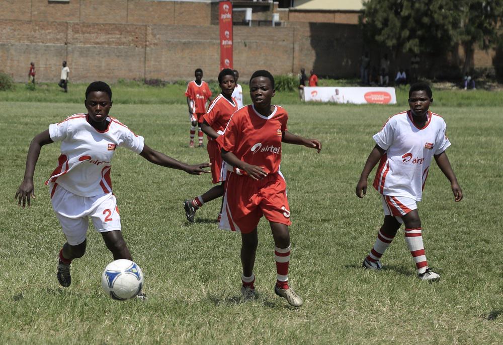 airtelrw's tweet photo. Girls finals Abarashi gatsibo Vs Gatagara live at Stade Ubworeherane  in Musanze district 
Score. 2:2#ItsNow #ARS2015 http://t.co/2svJtxaT1R