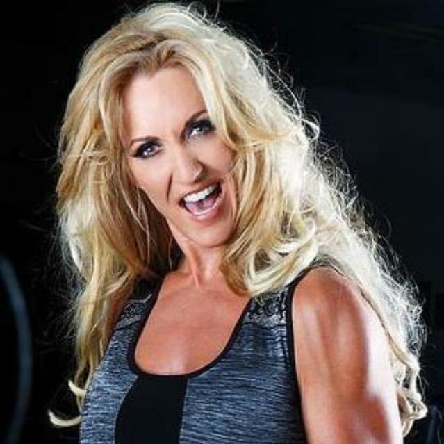 musclegoddess tweet media