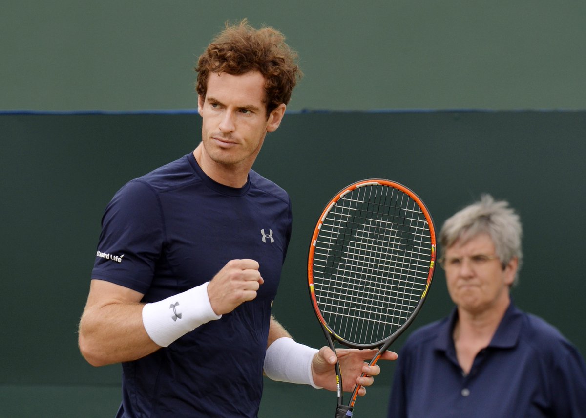 BBCSport's tweet photo. Andy Murray secures victory for Great Britain with a 4-6 7-6 6-3 6-0 win over Gilles Simon 

http://t.co/BmsXxJbsw2 http://t.co/ejoaWbmD97