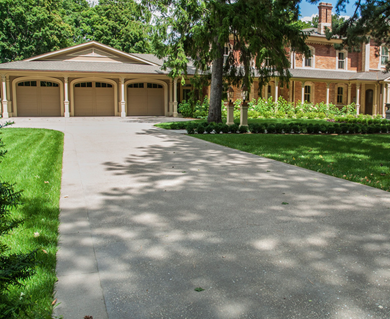 PremiereSuite's tweet photo. Repairing your driveway? Need a certified professional? We boast the largest #homeservices network in Canada. http://t.co/MHoS31nJIR