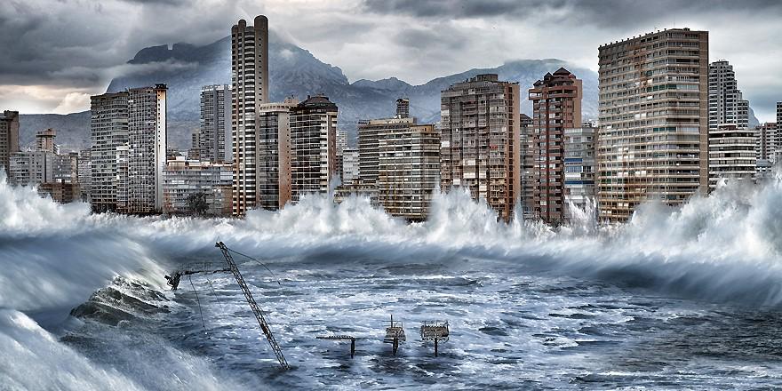 McDBenidorm's tweet photo. McDonald's #benidorm Rincón de Loix bajo las aguas según Greenpeace :( http://t.co/GfUHqSpm2T