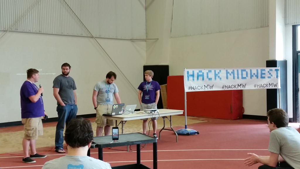 JenMKearns's tweet image. . @KState being represented @HackMidwest with their app SAR Assist. #emaw #coders #hackMW