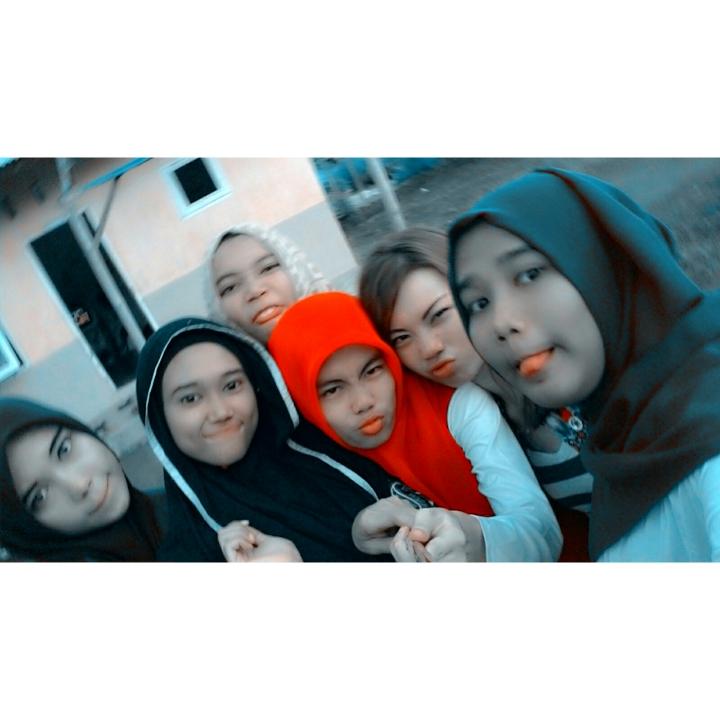 putri14uti's tweet photo. Happy ied mubarok 1436 H http://t.co/vePoVupMGO