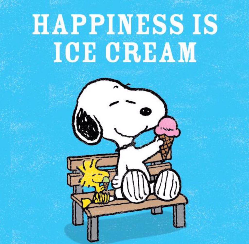 Snoopy's tweet image. Happiness is ice cream. #NationalIceCreamDay 🍦