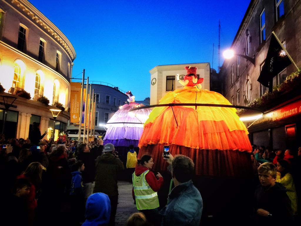 michaelturtle's tweet photo. These opera singing divas were a highlight of a great weekend in Galway, Ireland! #mustlovefestivals #loveireland http://t.co/rwBdggzk3U
