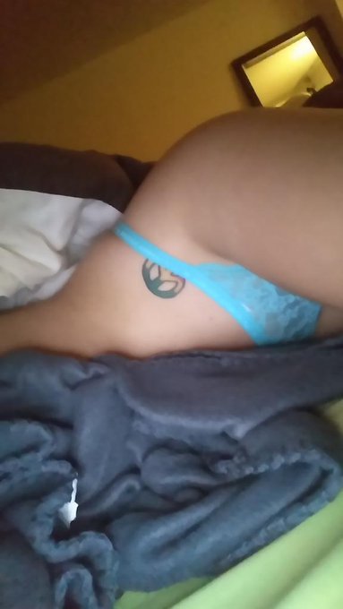 It's my day off! ??? #panties #thong #dayoff #relax #chill http://t.co/hQlYKKMNxj