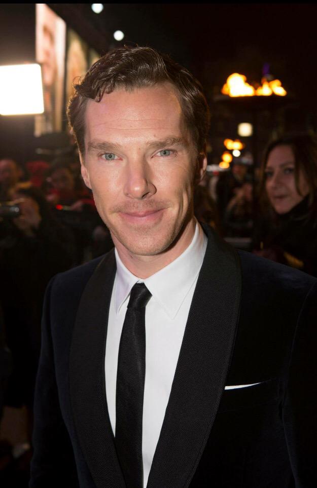 Happy Birthday to the man behind Smaug, Benedict Cumberbatch! 