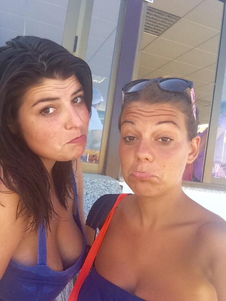 karo_rio's tweet photo. Se acabó 😔😔 @MariaJose363 http://t.co/wTRvFnTOqh