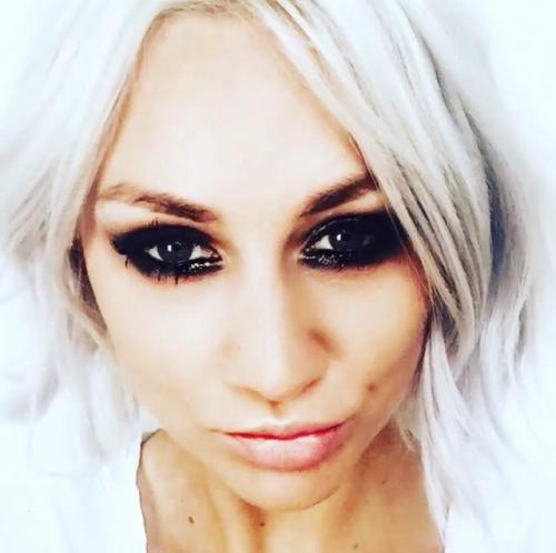 louteasdalear's tweet photo. Lou para Maybelline UK/ Lou for Maybelline UK.
Link here: https://t.co/vEe1fr04Qm
#LTAO http://t.co/VCfXCZQ9BI