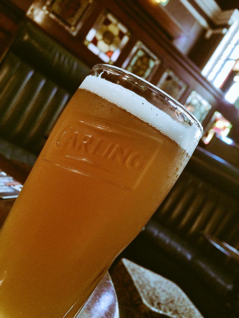 <a href="/KingGrimlock/">Andrew Nicholson</a> <a href="/AbbeydaleBeers/">Abbeydale Brewery</a> not bad - this half might have sat in the line for a few hours? Cc <a href="/WorkinGlassHero/">Workin' Glass Hero</a> :-)