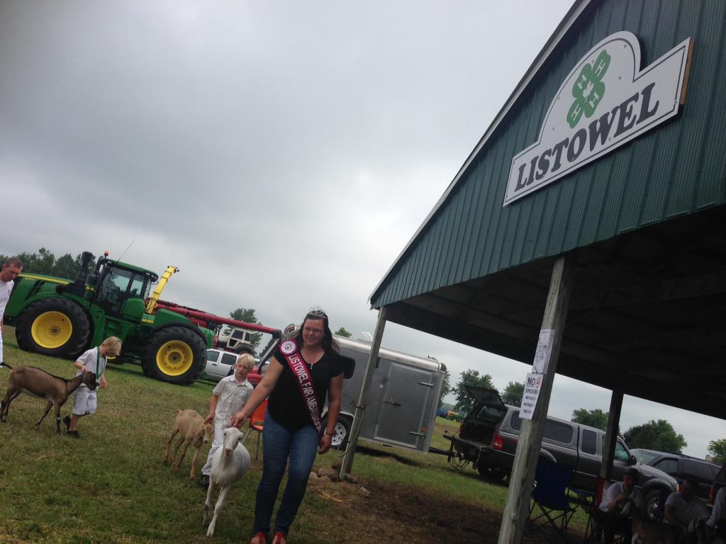 AmandaBrodhagen's tweet photo. One of our many traditions at @ListowelFair ... The ambassador shows a goat AND she won. #listfair2015 http://t.co/kyGqYXbSNK