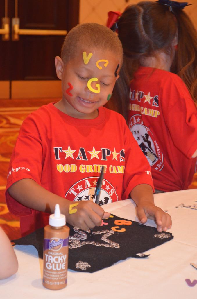 TAPSorg's tweet photo. Sharing journey together celebrating our fallen #military heroes at TAPS New England Seminar &amp; Camp. #SundayFunday http://t.co/2WToco2lTu