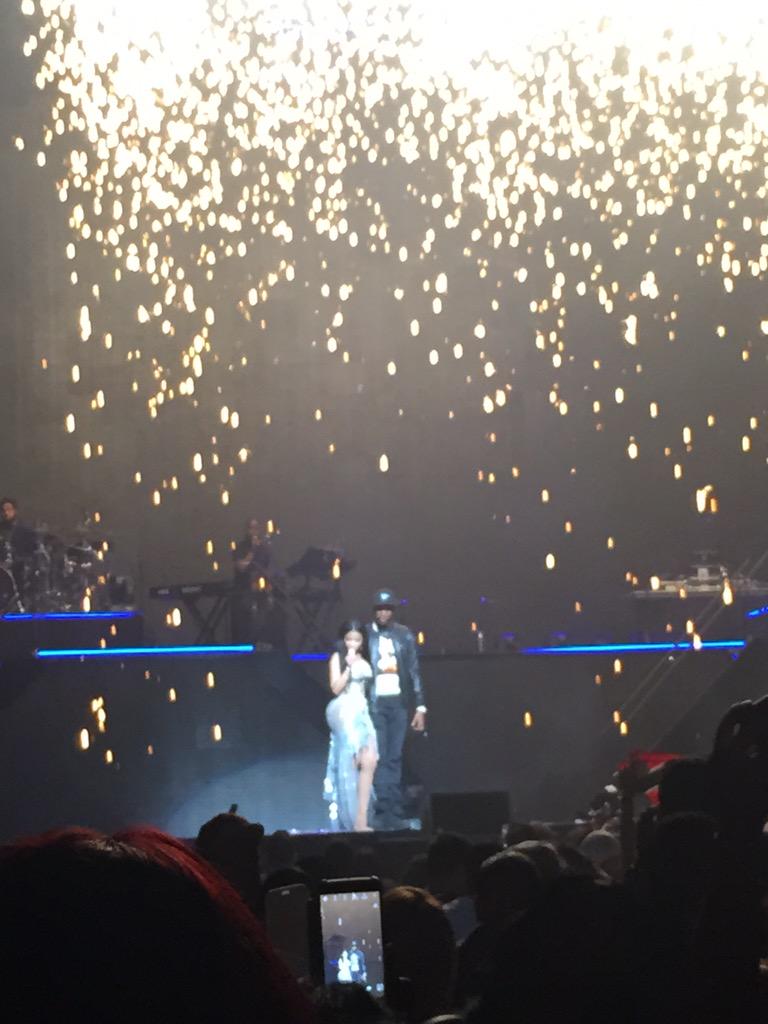 kellyndyann's tweet photo. #ThePinkprintTOUR #937BEATBASH http://t.co/PyNr3j1YfO
