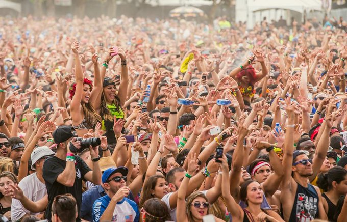 JackELd Phoenix College Tour Coming Soon!! 🎉🎊🙌🙌🎶 Which cities do we have to go to???😆 #EDM #Tour2015<a href="/tag/festival"class="tags"><span>#festival</span></a><a href="/tag/edm"class="tags"><span>#edm</span></a><a href="/tag/tour2015"class="tags"><span>#tour2015</span></a>