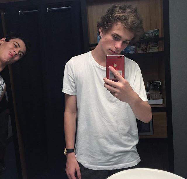 imsamloll's tweet photo. #VerifyJackDail @JackDail ππΈ 5 http://t.co/cREOvga9OS