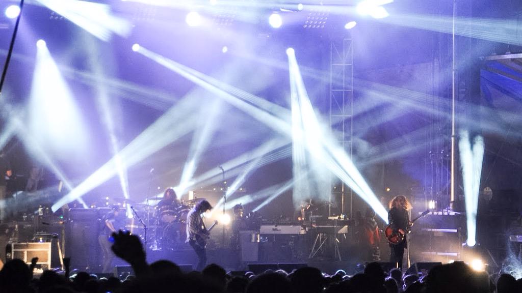 keluther's tweet photo. Feeding off the hometown love, @mymorningjacket played an epic two hour set to a sea of "believers" @forecastle... http://t.co/2saRptjxQs