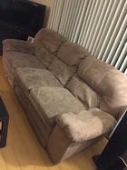 sbinns2000's tweet photo. I am selling Microsuade couch double reclining chairs $85 near: Los Angeles, CA on OfferUp. http://t.co/dTHgntvFvH http://t.co/Z1DQ8QwEte