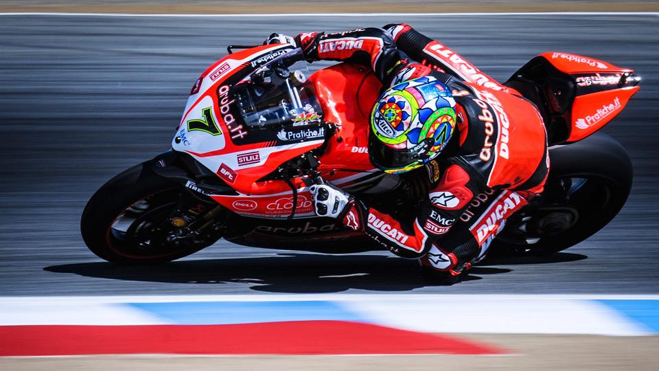 MotoriNews24's tweet photo. #WSBK | Ducati a stelle e strisce: doppietta di Chaz Davies a #LagunaSeca ► http://t.co/xATN0t6Evt http://t.co/EVTuI1pqPH