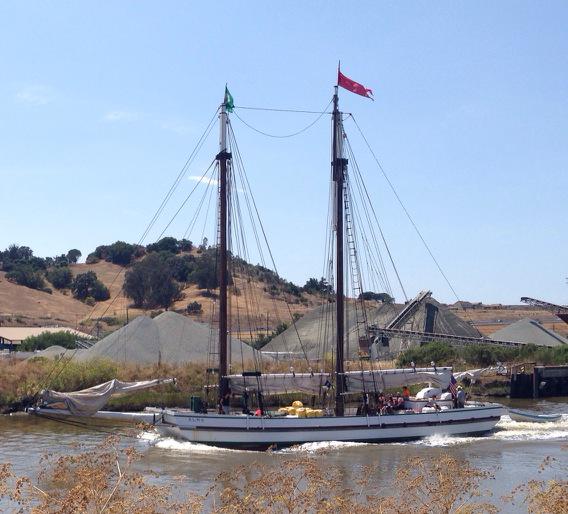Hay Schooner -Alma on #Petaluma River #RivertownRevival ⚓️⛵️