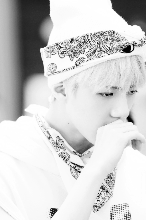 ce_hun's tweet photo. S E H U N ♥
#Exo #Sehun http://t.co/l3h7xfqrsG