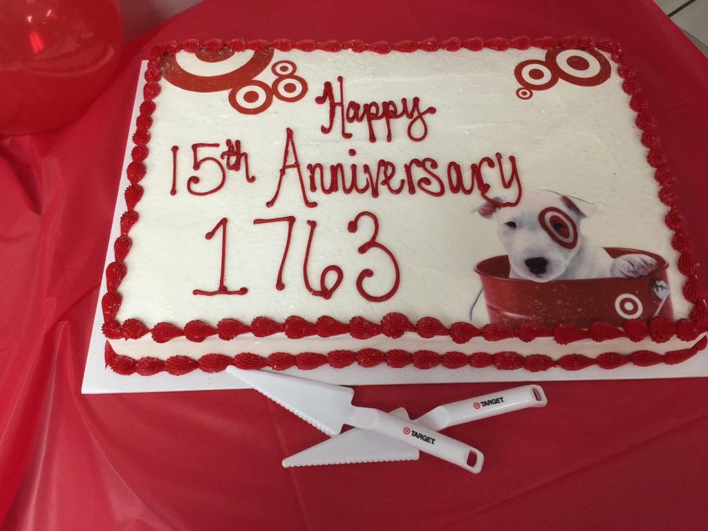 GaldinoGriego's tweet photo. 15 Year Anniversary!!! Still looking as fresh as day one! #GoTeamEngagement #BestCakeEver http://t.co/LpizIdxL6n