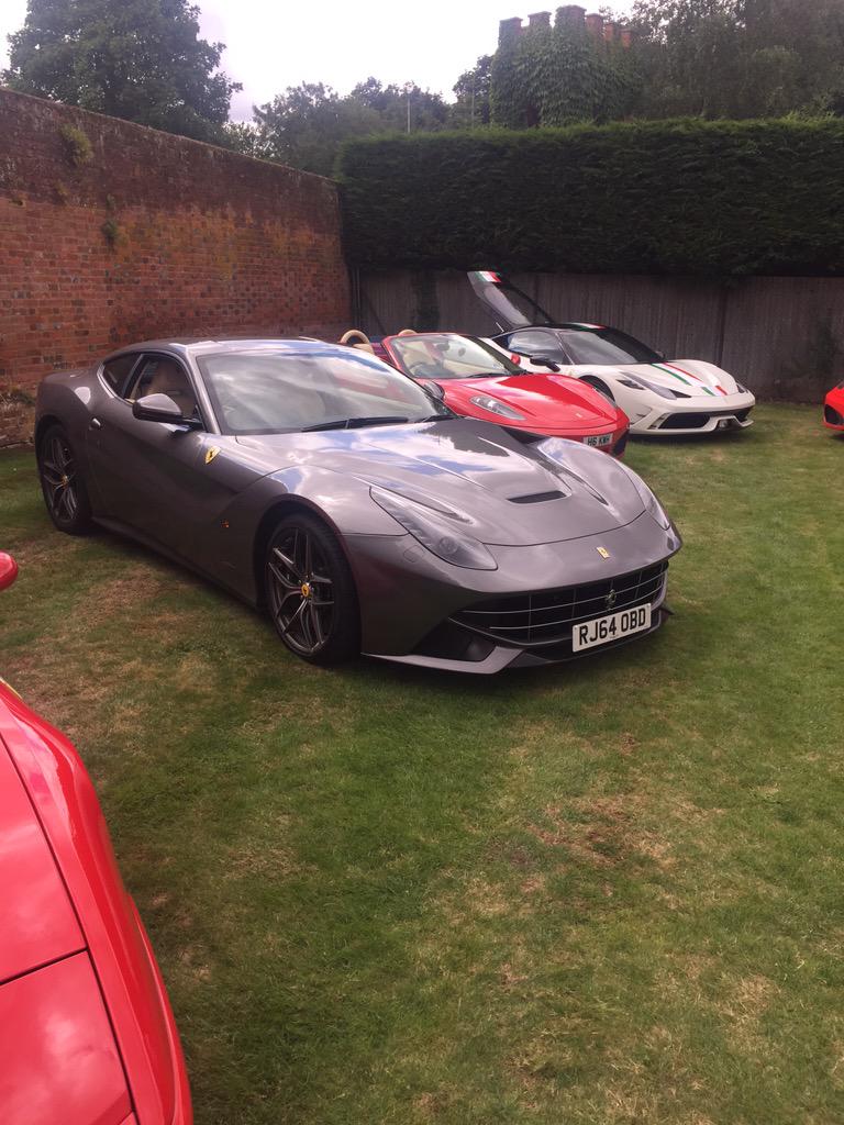 FerrariOwnersGB tweet picture