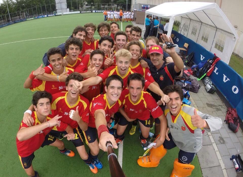 kikekoach's tweet photo. @StefHehemann @TelloCanovas @rfe_hockey @kikekoach http://t.co/x2fr8wdiyn