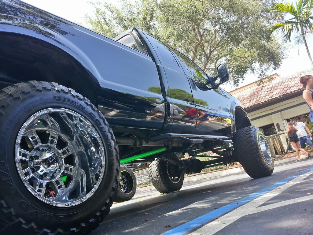 streetinferno's tweet photo. #renegades #carshow with #streetinferno coverage 
For more footage gladly browse our streetinferno Facebook/instagram http://t.co/N7DpWfJ7gY