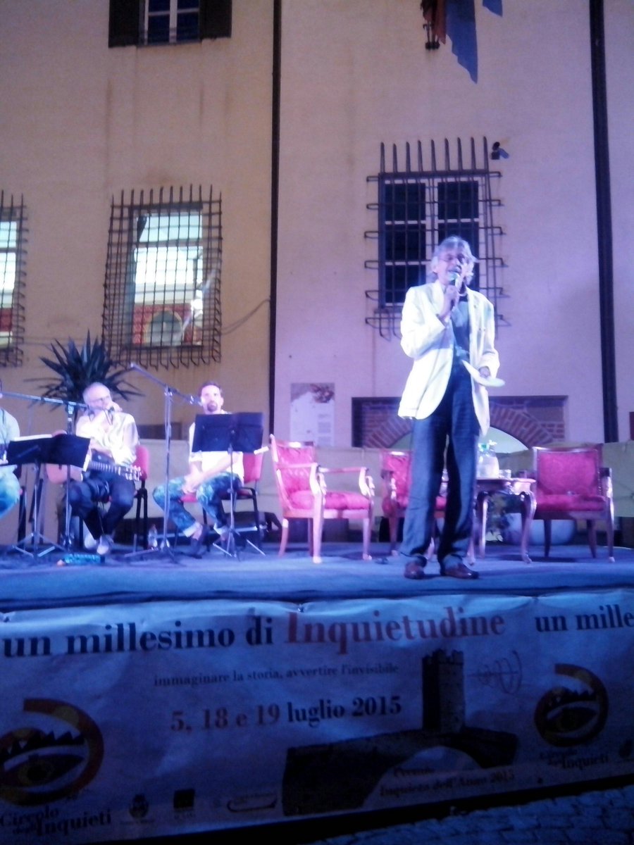 lindafinardi's tweet photo. @ElioFerraris il più inquieto di tutti! Serata con Marco Pesatori, il Quartet con @DarioBCaruso e le SPIA #inquieti http://t.co/SLXfqSYRtP