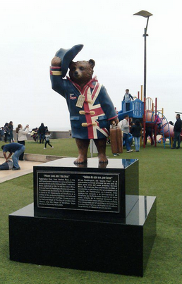 IntoPeru's tweet photo. #Paddington is already in #Miraflores ! #Peru http://t.co/mqVCdal7YP