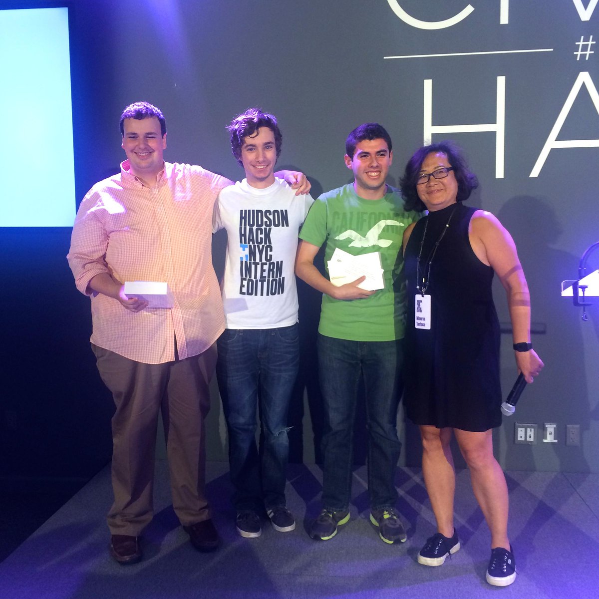 WarbyParker's tweet photo. Congratulations to the winning team of #HudsonHack, riseUP, for their hack promoting a "cycle of goodwill." http://t.co/sRnMKZKgUd
