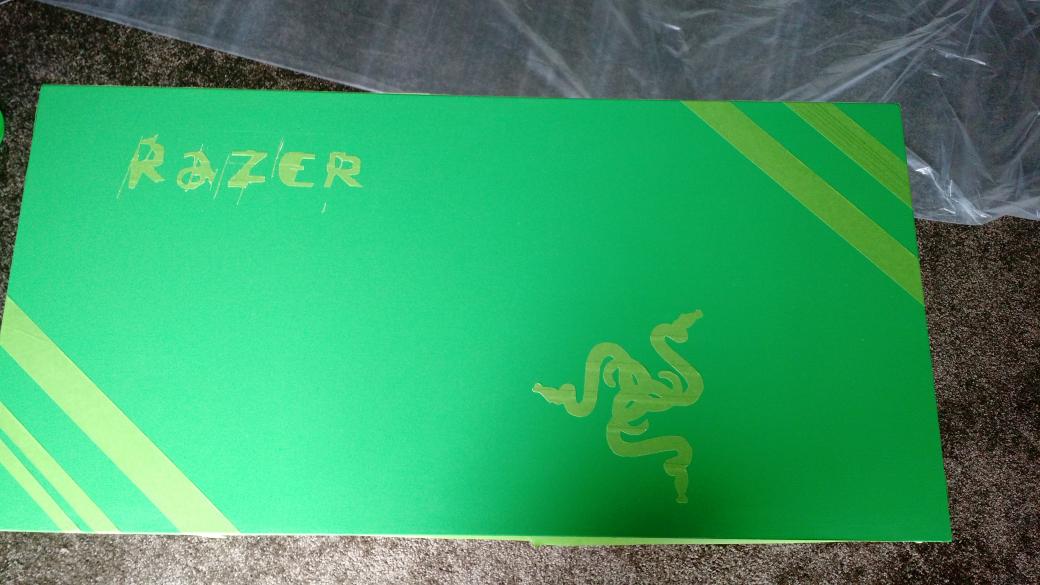 TkcRogue's tweet photo. Before paint...  @Razer sponsor me already lol #Razer #gamingsetup http://t.co/FBW9WXACJS