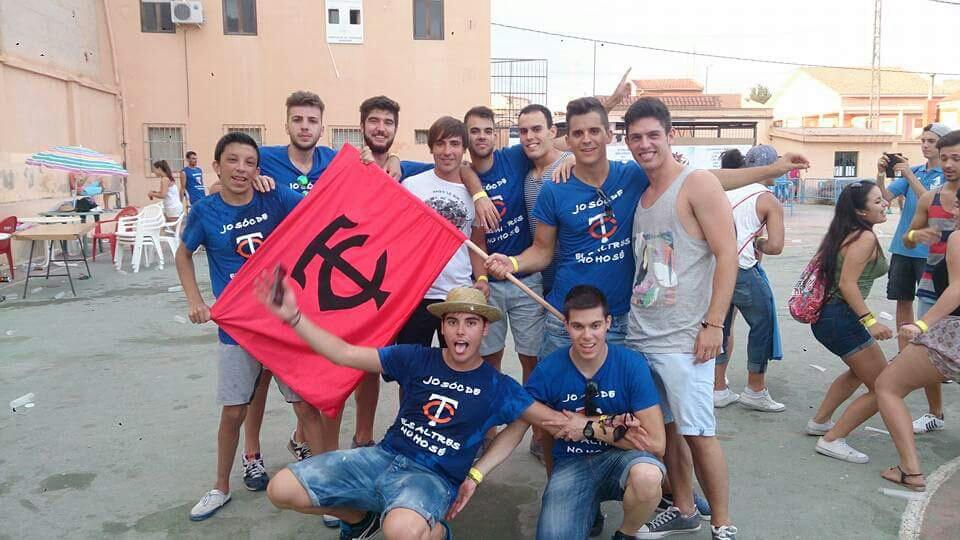 Dijeron que el 18 de Julio se liaba en Monóvar, no se equivocaron, se lió y mucho! @el18selia #FiestaUniversitaria'15