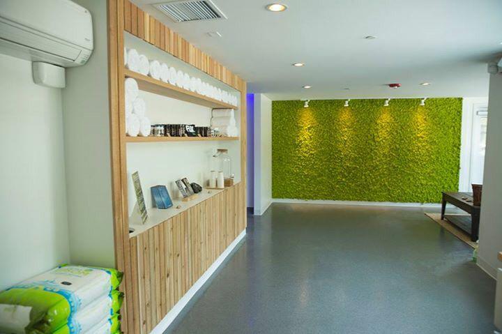 startacenter's tweet photo. Upon opening your float center - test everything. Noises, air flow, light penetration, smells. Float lots/make notes http://t.co/VFfYIrE0wD