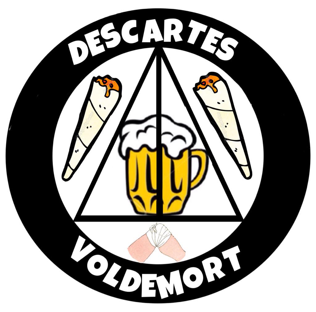 DescartesNews's tweet photo. Aqui teneis el escudo de descartes de voldemort! http://t.co/roFKczjbXs