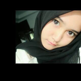 tiara sabrina tweet media
