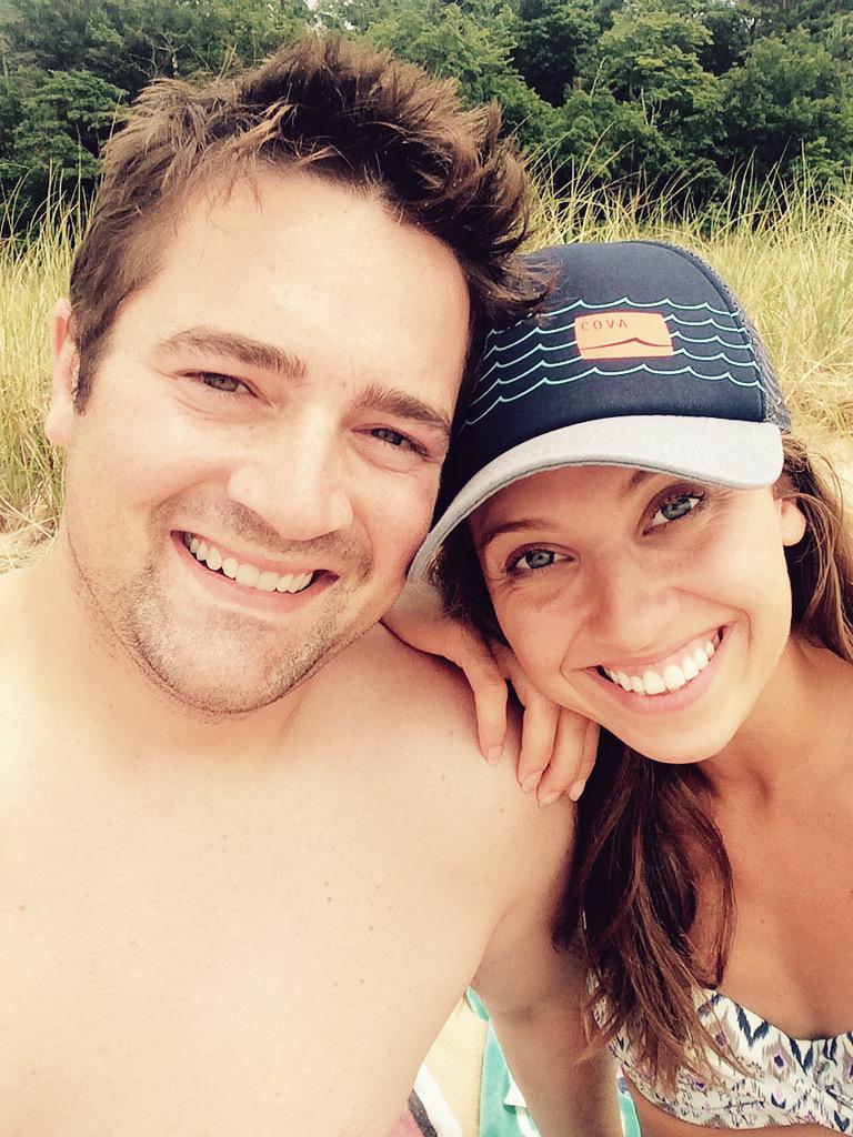Jessica_Jonesin's tweet photo. My kind of Sunday βοΈππ #PJHoffmaster #beachdaze http://t.co/uyb8YQR76m