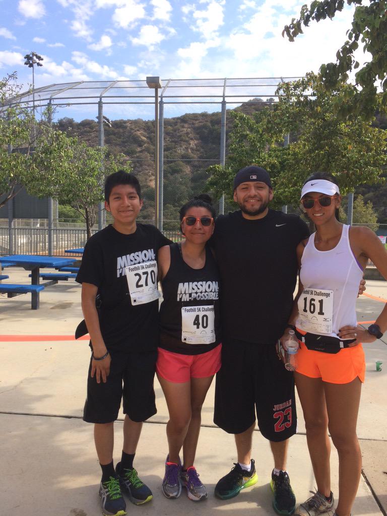 nathaliepointu's tweet photo. 5k trail done! Thx for a great event @BoMFLA @_BlacklistLA @thinkALLways @laleggers @rundalay #CoursePR😁 http://t.co/j9GpPEEfXJ