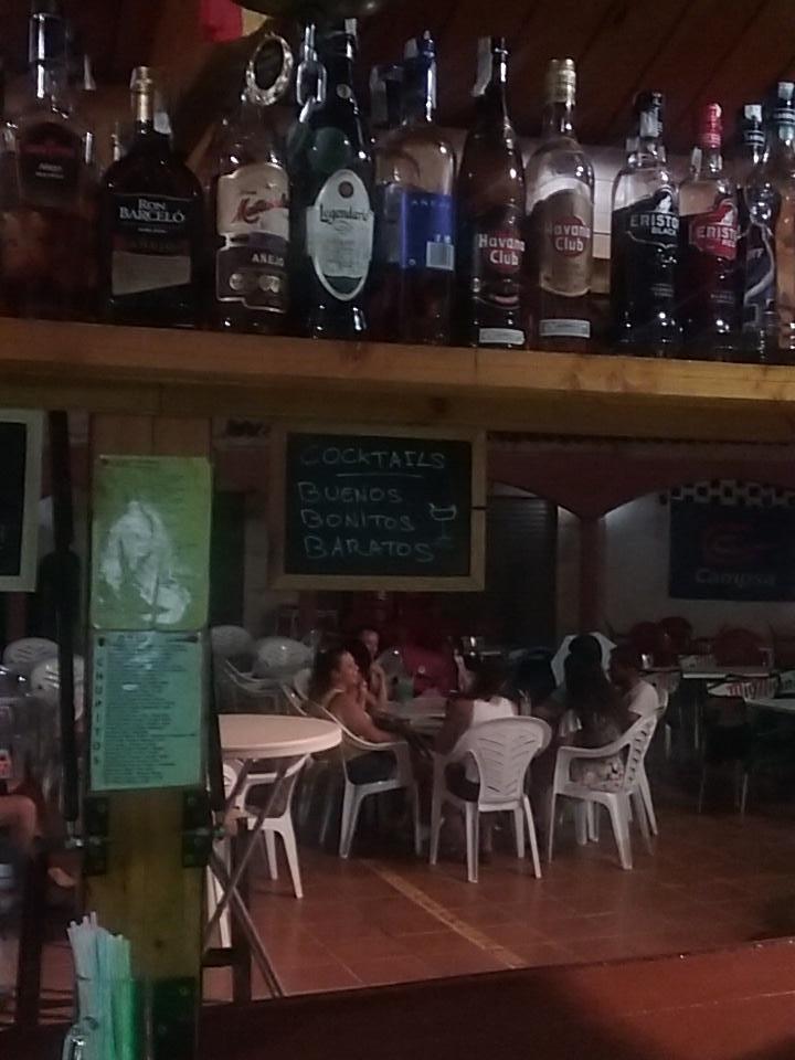 OBLIX7's tweet photo. Prueba nuestros fantásticos coktails. Seguro q repites. ☺ http://t.co/4qQAEXDygT