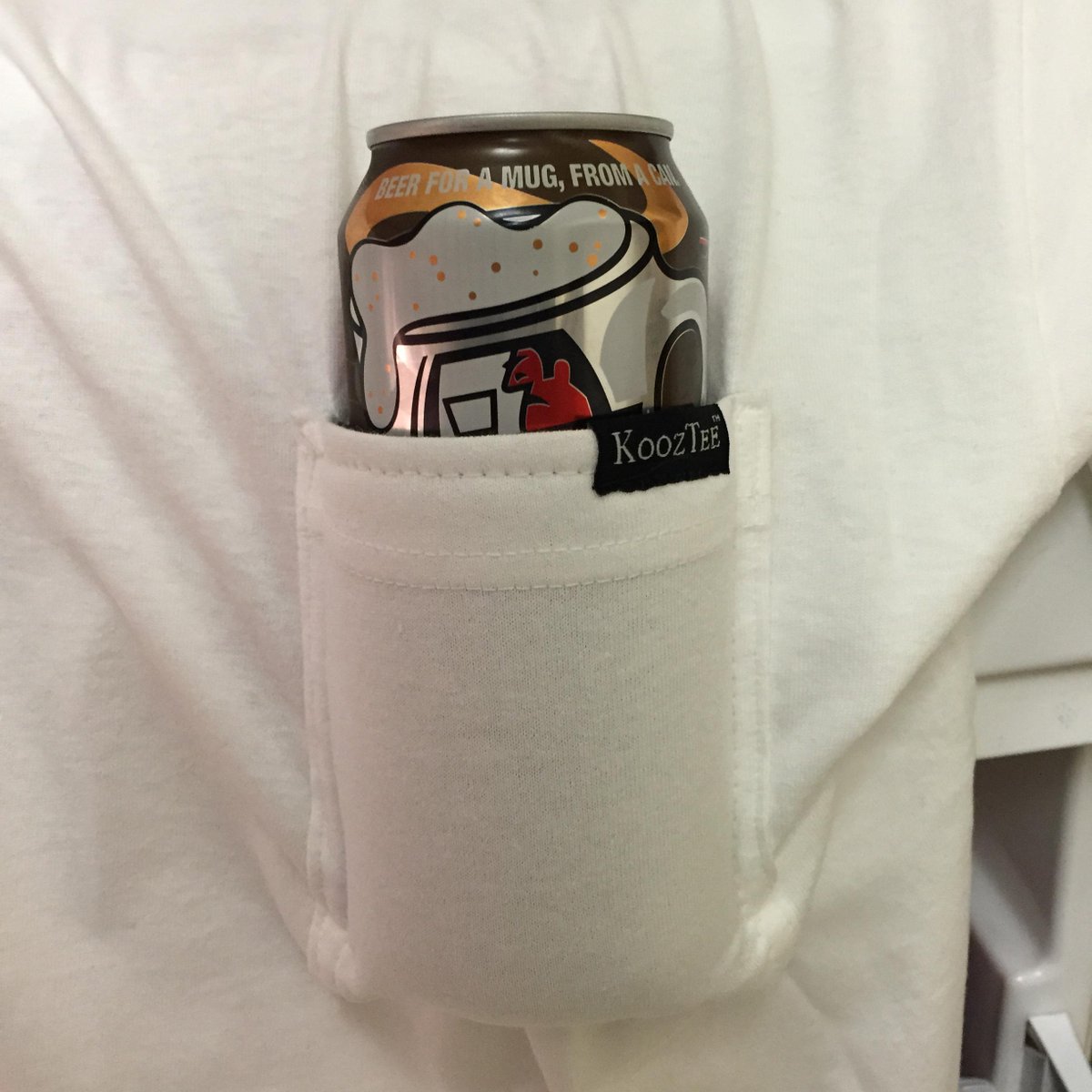 BeerBrewin's tweet photo. Does your t-shirt have a built-in #koozie? My @KoozTee does. http://t.co/KxD7q9TuOG