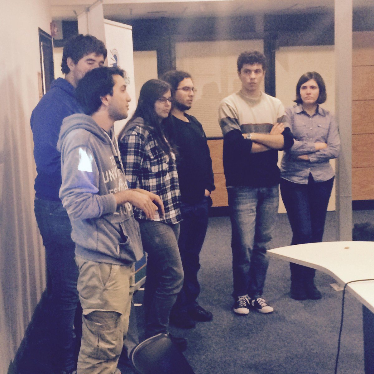 Ideingenio's tweet photo. Terminando el #WinterJam15 🎮, ¡todavía quedan algunos productos por ver! 😀 @UruguayGamer @UniversidadORT #gamedev http://t.co/sMmlanDNAN