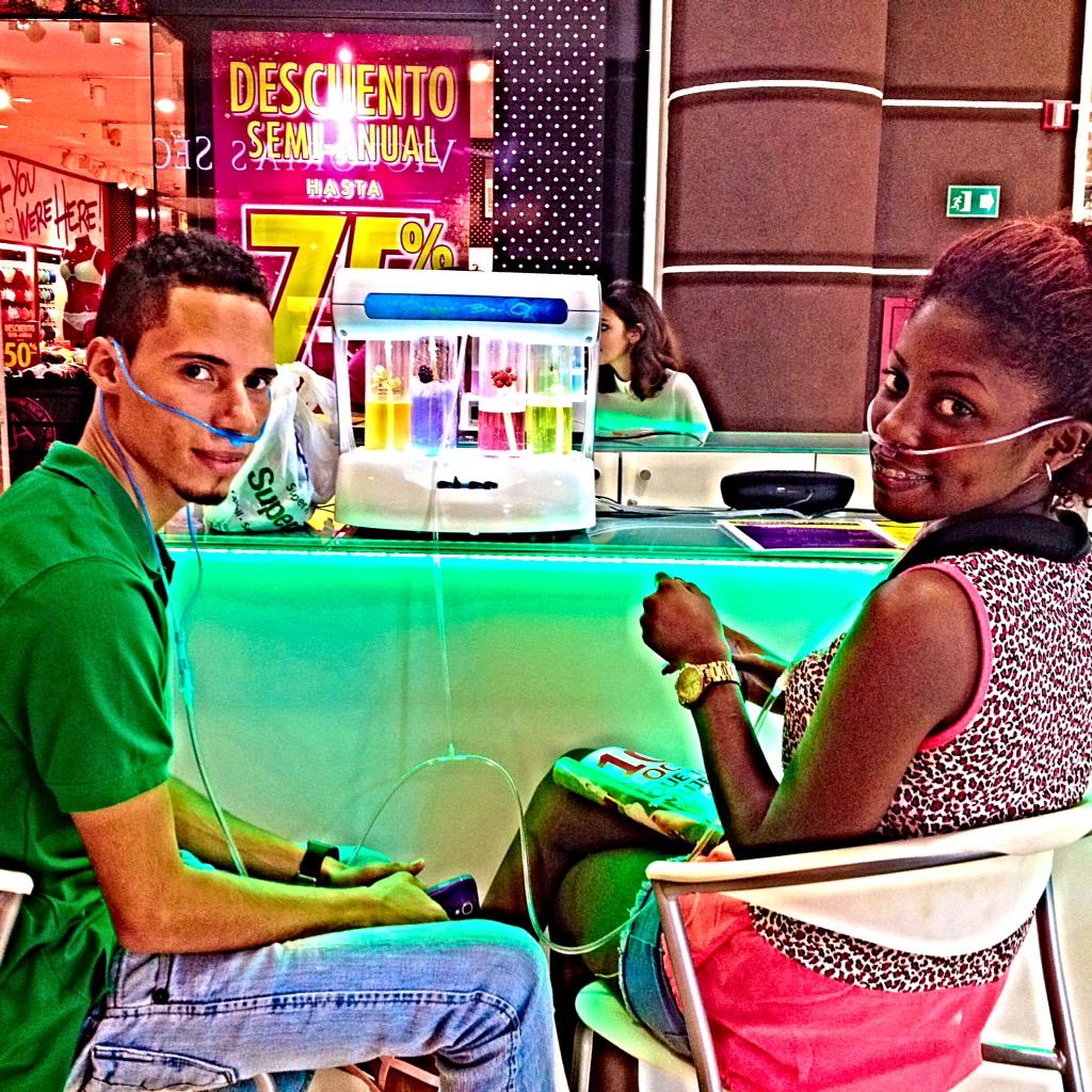 oxygenbarRD's tweet image. #piñacolada ( piña y coco ) 
# allure ( jazmín ) 

#oxygenbarRD