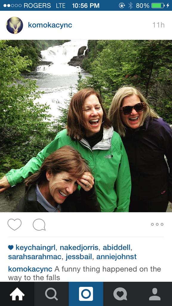 ellajohnstone's tweet image. Mums on fleek @_baill @paigebaldwinn