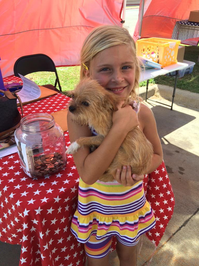 TexasStarRescue's tweet photo. Poot Poot adopted! @PetSmart @geniacapps #rescuedismyfavoritebreed #woof #tsr2015 #AdoptDontShop http://t.co/smdlZ0Tc5Z