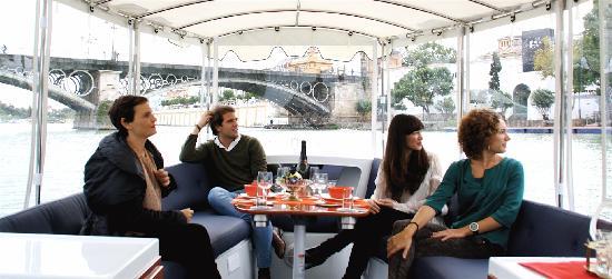 guadaluxe's tweet photo. Paseo por el #Guadalquivir y #almuerzo a bordo de nuestro #ecocrucero. ¿No te parece el plan perfecto? http://t.co/1ODmacQsJa