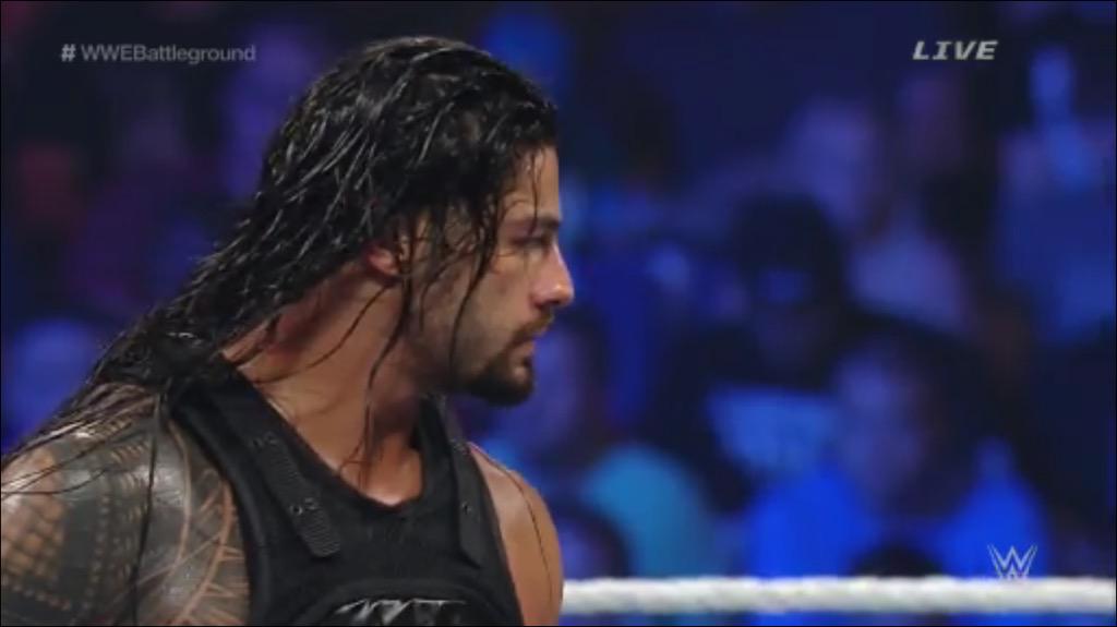 RomanReignsNet's tweet photo. Roman is taking it to Bray! #WWEBattleground #RomanReigns #IBringTheFight http://t.co/jEqtJZv0B4