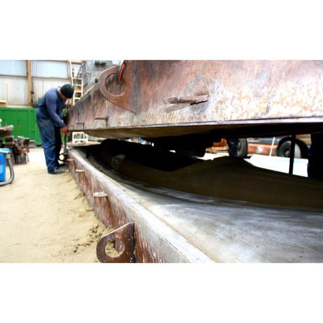 Laying the moulds down for a huge project this week 
#foundry #heavymetal #theheavymetalcompany